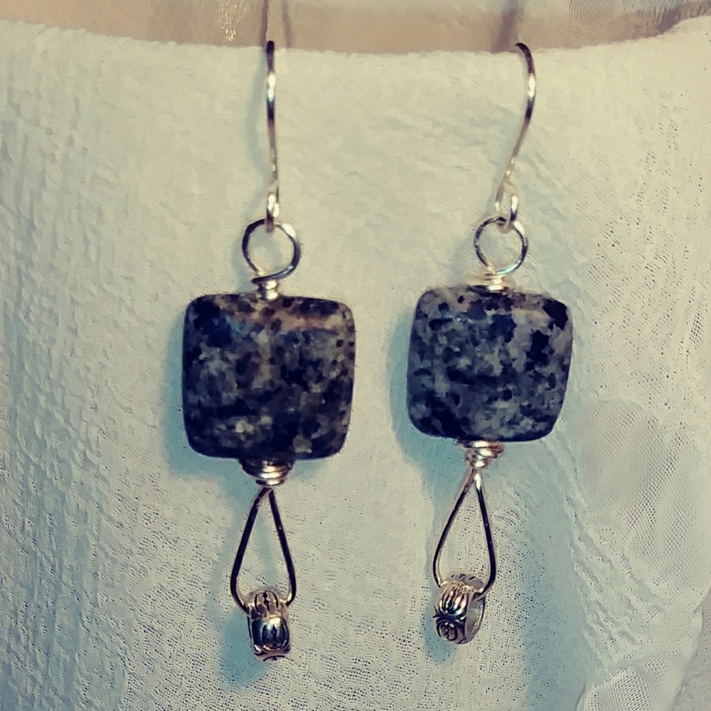 Earrings NWOT
